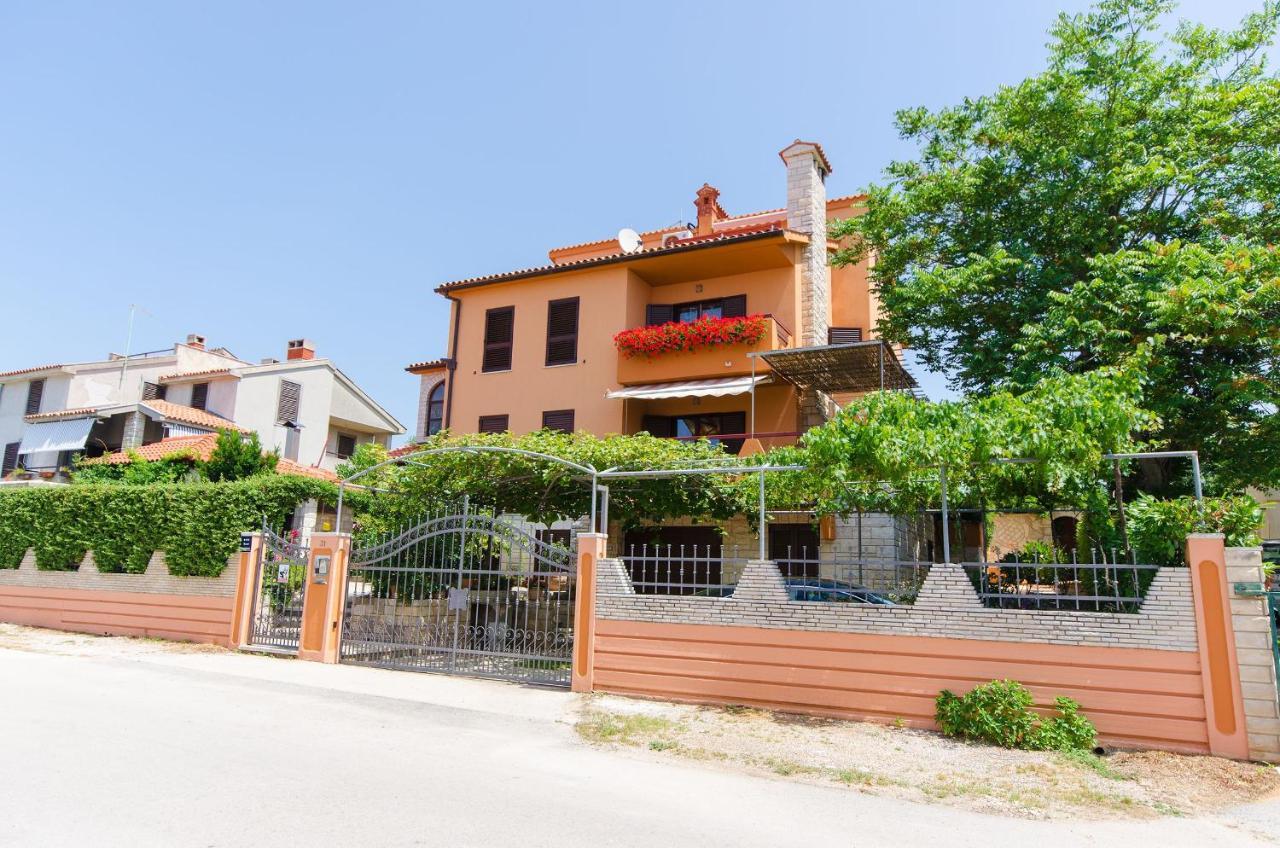 Apartment Ecio Vinkuran Exterior foto